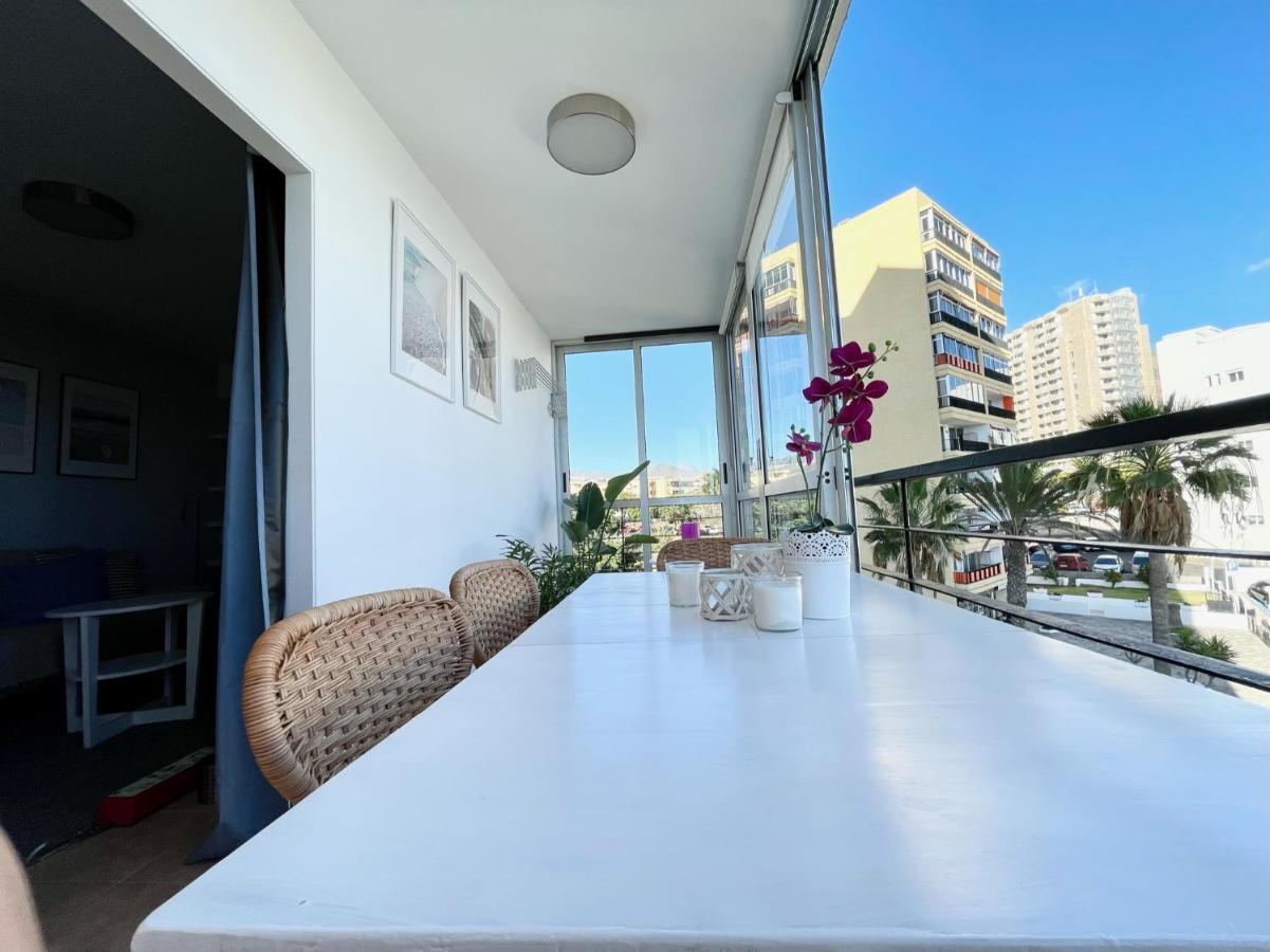 Beachfront Apartment With Ocean Views Los Cristianos (Tenerife) Exterior foto