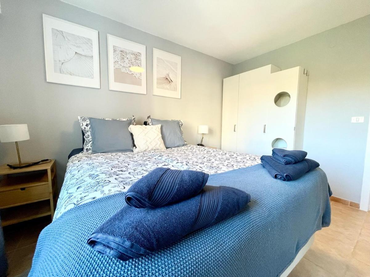 Beachfront Apartment With Ocean Views Los Cristianos (Tenerife) Exterior foto