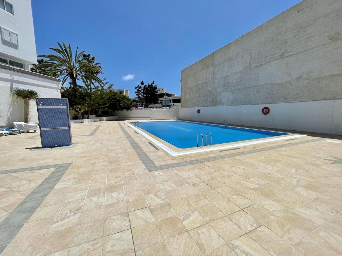 Beachfront Apartment With Ocean Views Los Cristianos (Tenerife) Exterior foto