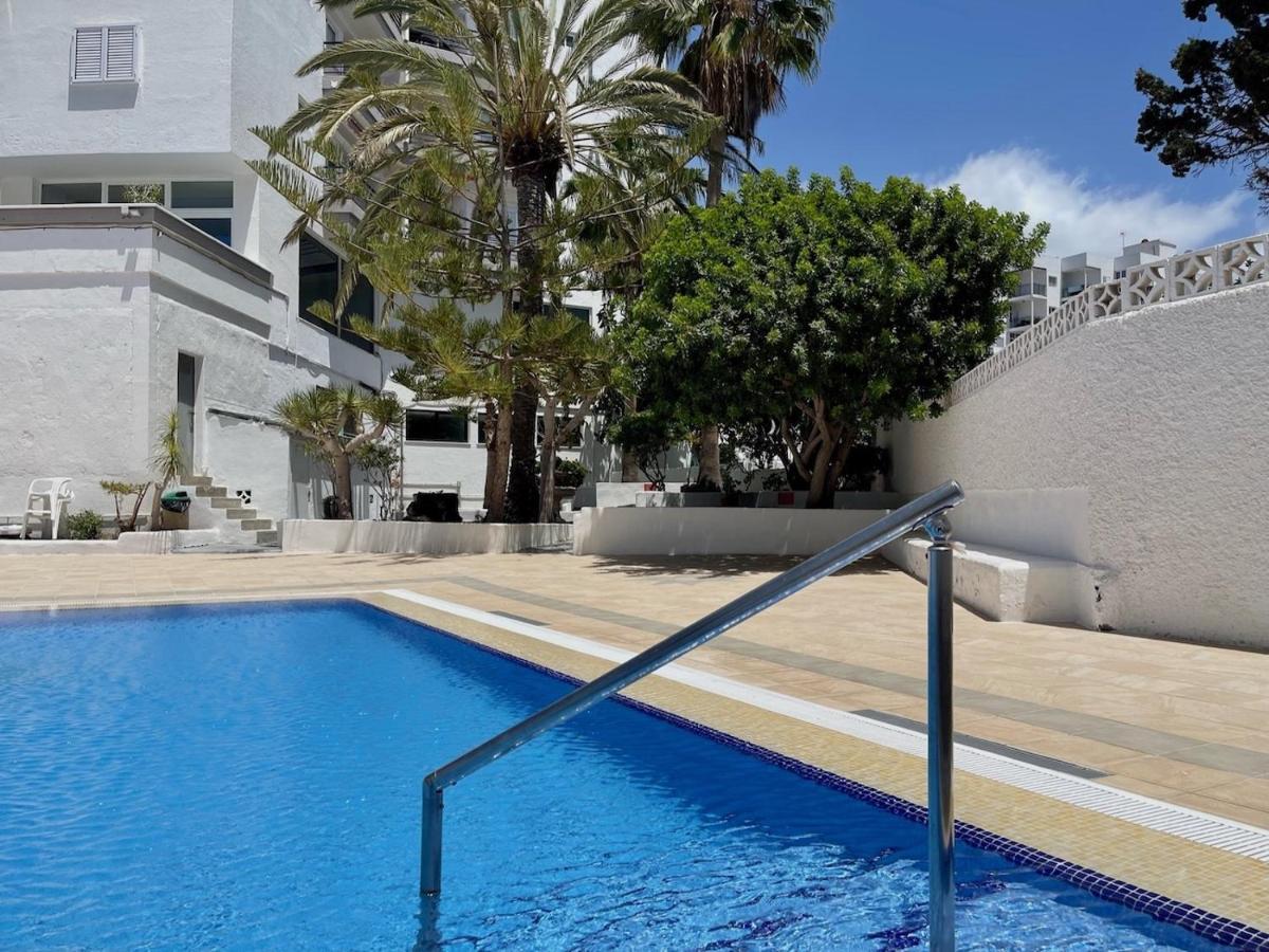 Beachfront Apartment With Ocean Views Los Cristianos (Tenerife) Exterior foto